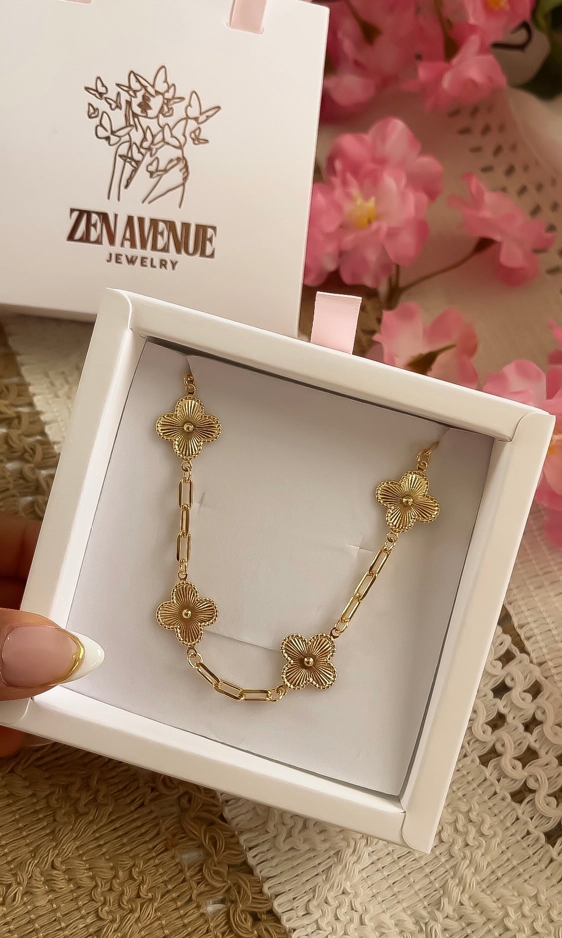 4 leaf clover necklace