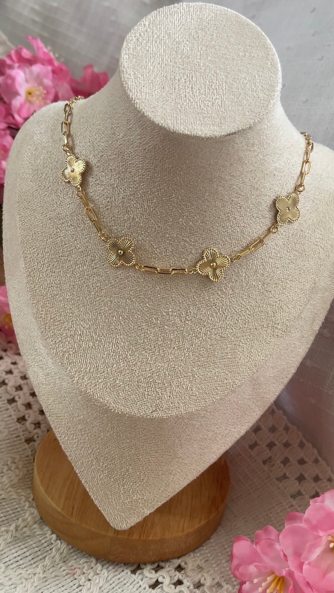 4 leaf clover necklace